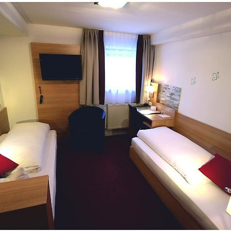Hotel Vitis Ердінґ Екстер'єр фото