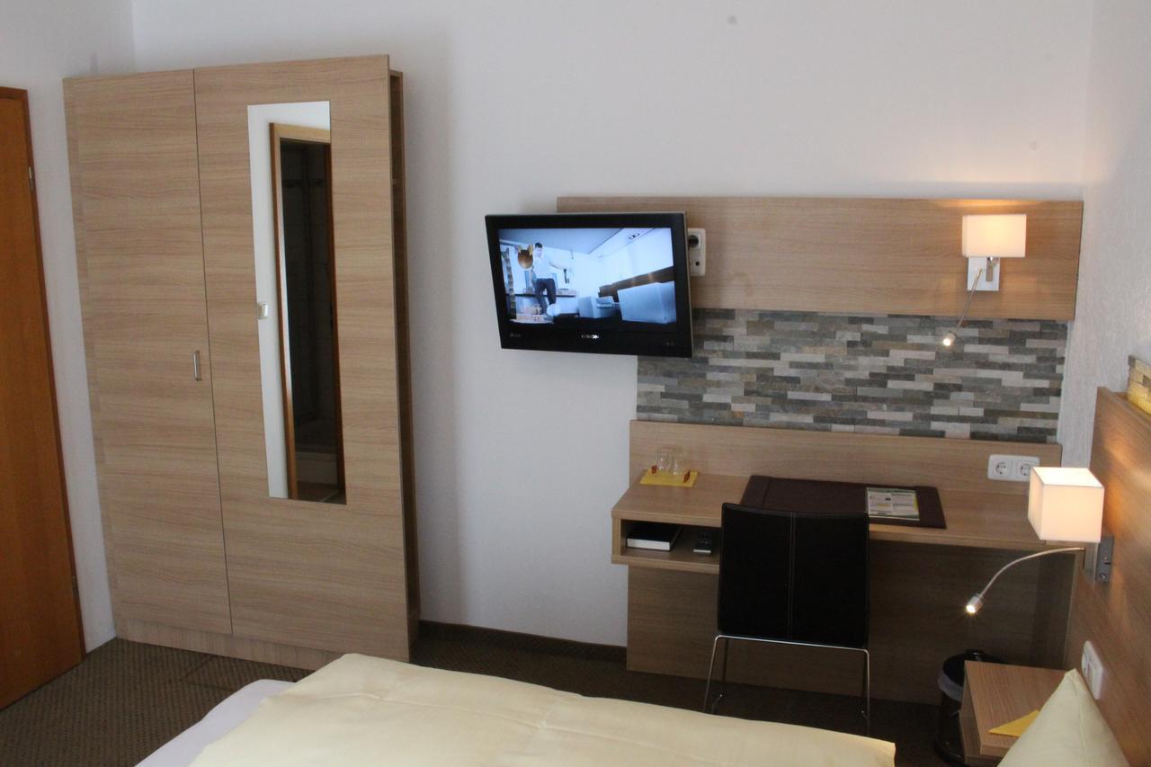 Hotel Vitis Ердінґ Екстер'єр фото