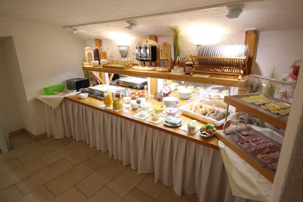 Hotel Vitis Ердінґ Екстер'єр фото