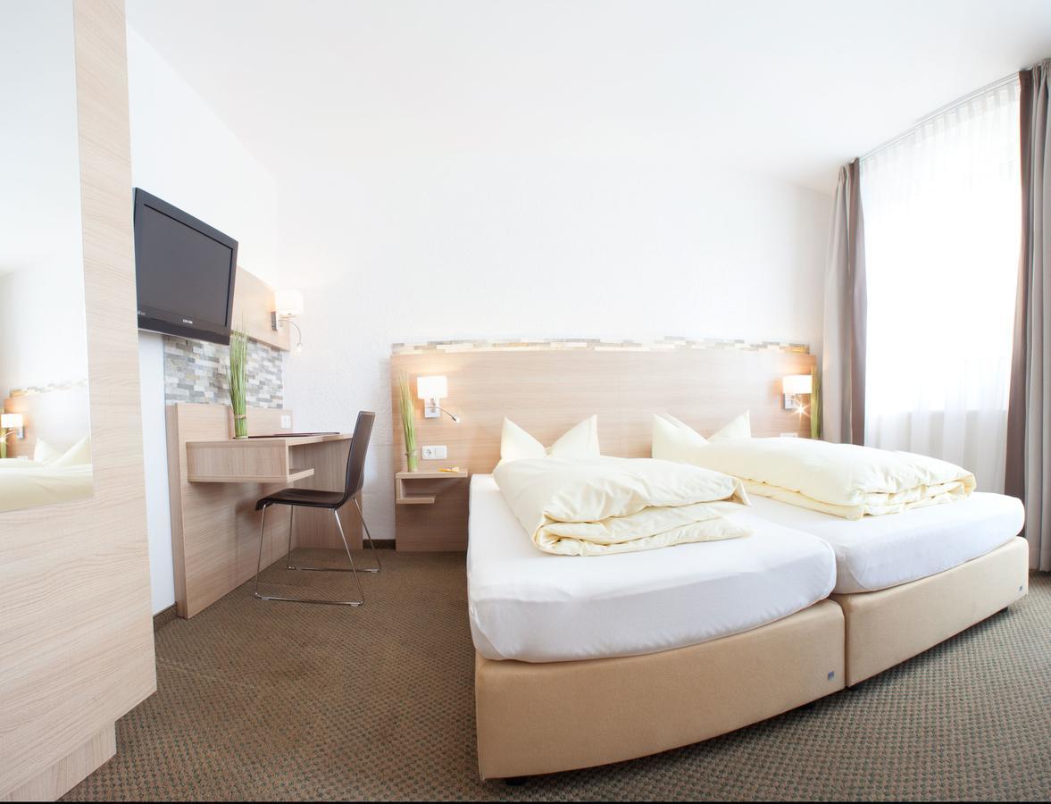 Hotel Vitis Ердінґ Екстер'єр фото