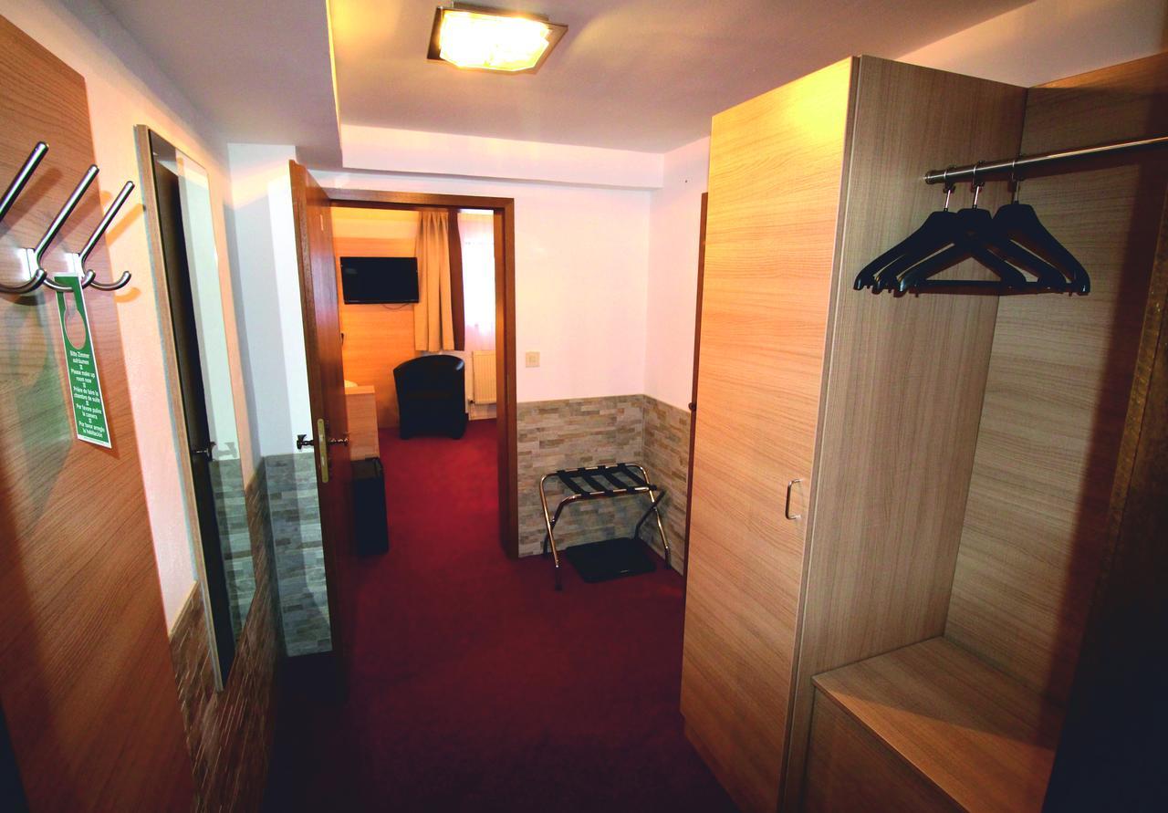 Hotel Vitis Ердінґ Екстер'єр фото